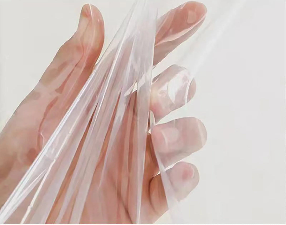 Film isolant transparent pour fenêtre, sur mesure