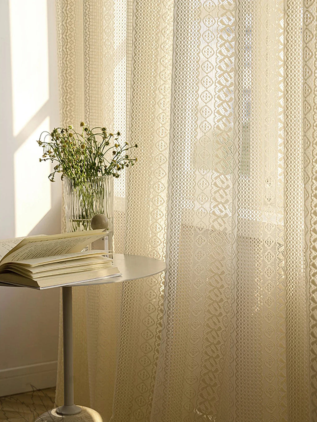 Voilage bohème beige à motifs géométriques