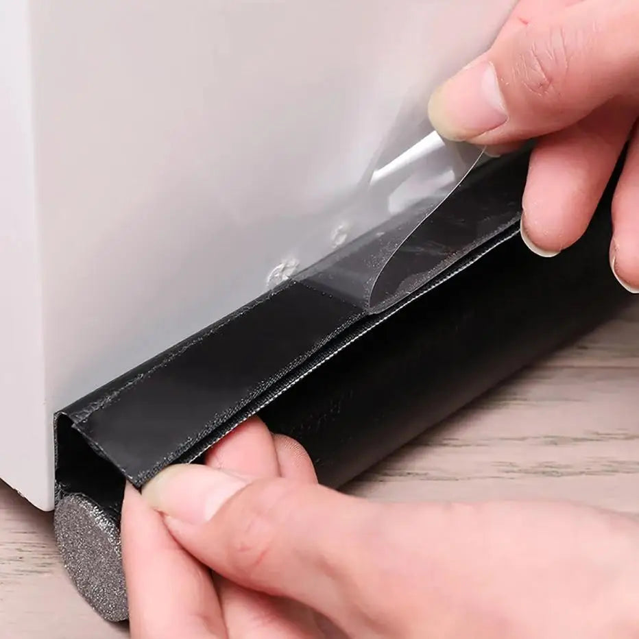 Bas de porte à glisser réglable en mousse